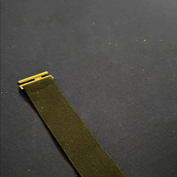 Elegant Black and Gold Women\'s Belt